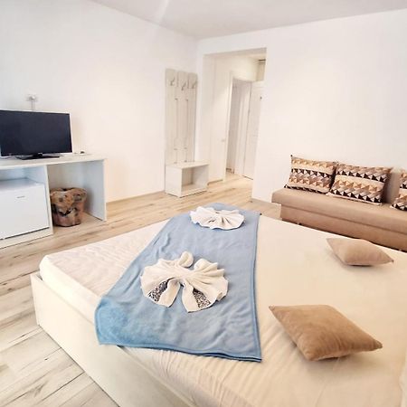 Casa Cochilia - Camera Privata In Localitatea Tuzla Eksteriør billede