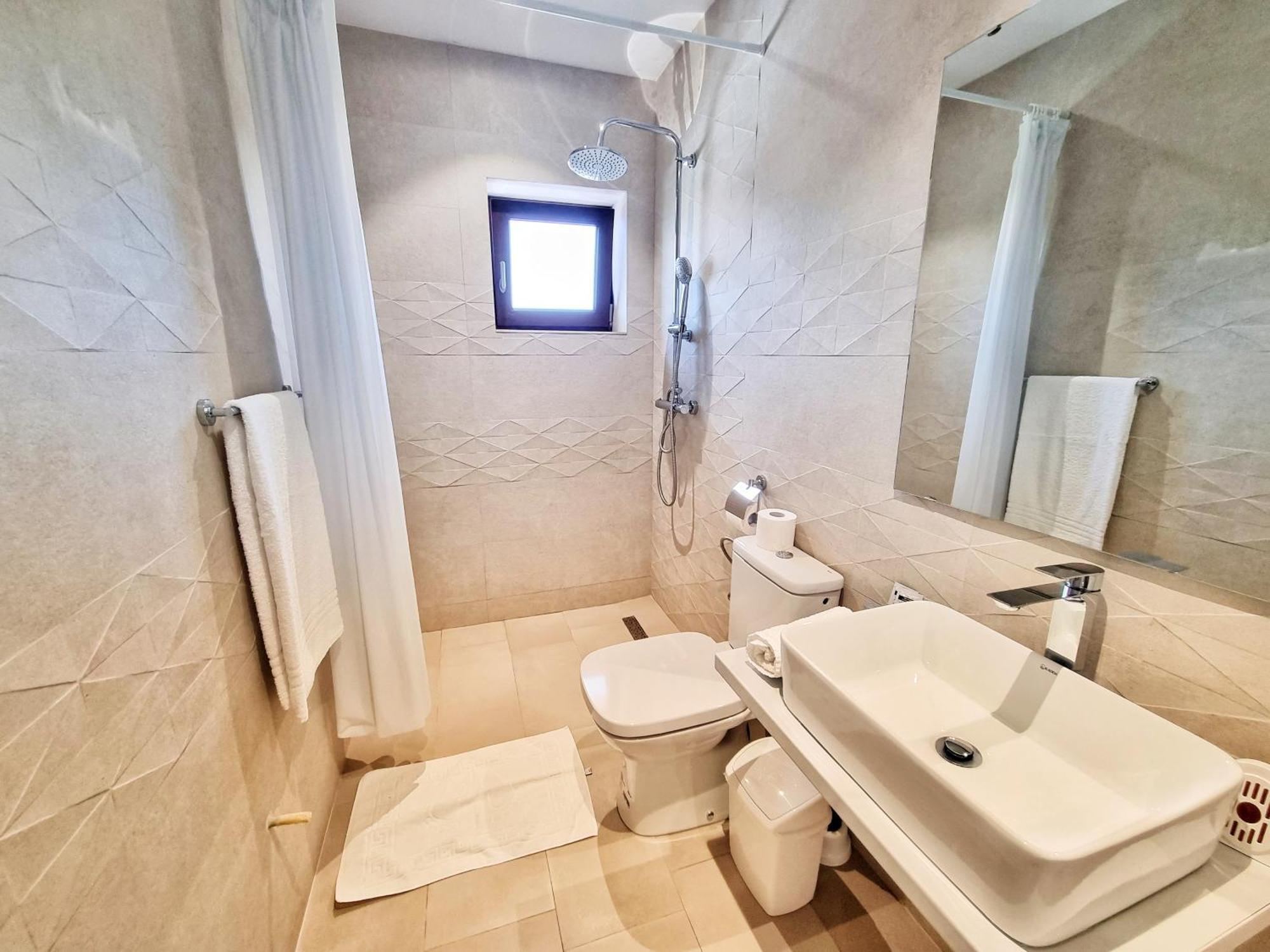 Casa Cochilia - Camera Privata In Localitatea Tuzla Eksteriør billede